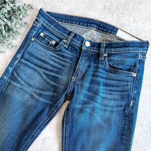 Rag & Bone Medium Wash Skinny Jean Size 25